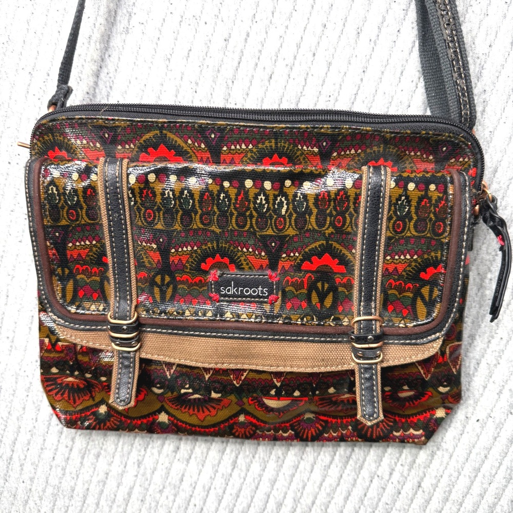 Sakroots Red Floral‎ Boho Coated Canvas Red Crossbody Purse SAK Pockets Fun